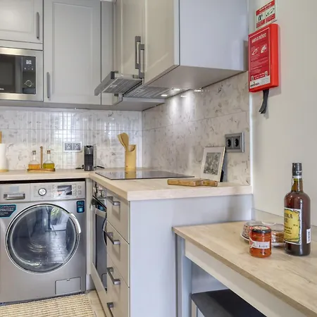 Refugio No Funchal, A In Madeira