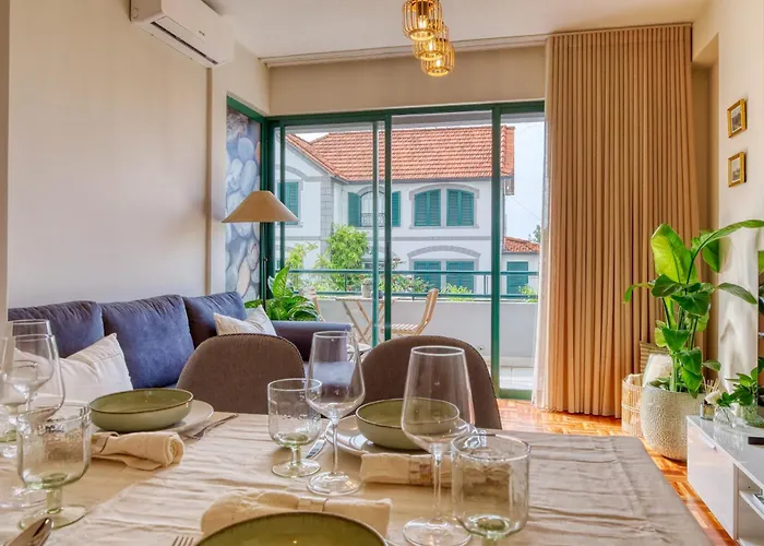 Refúgio No Funchal, A In Madeira * Funchal (Madeira)