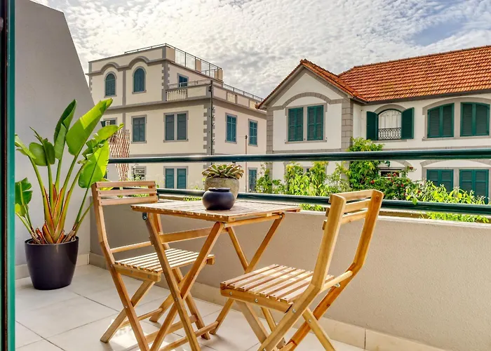 Refúgio No Funchal, A In Madeira